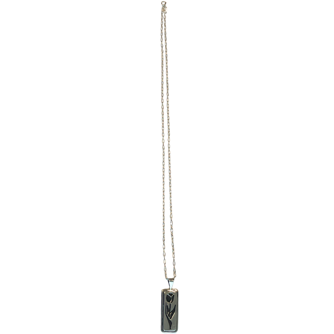 Tulip Silhouette Necklace