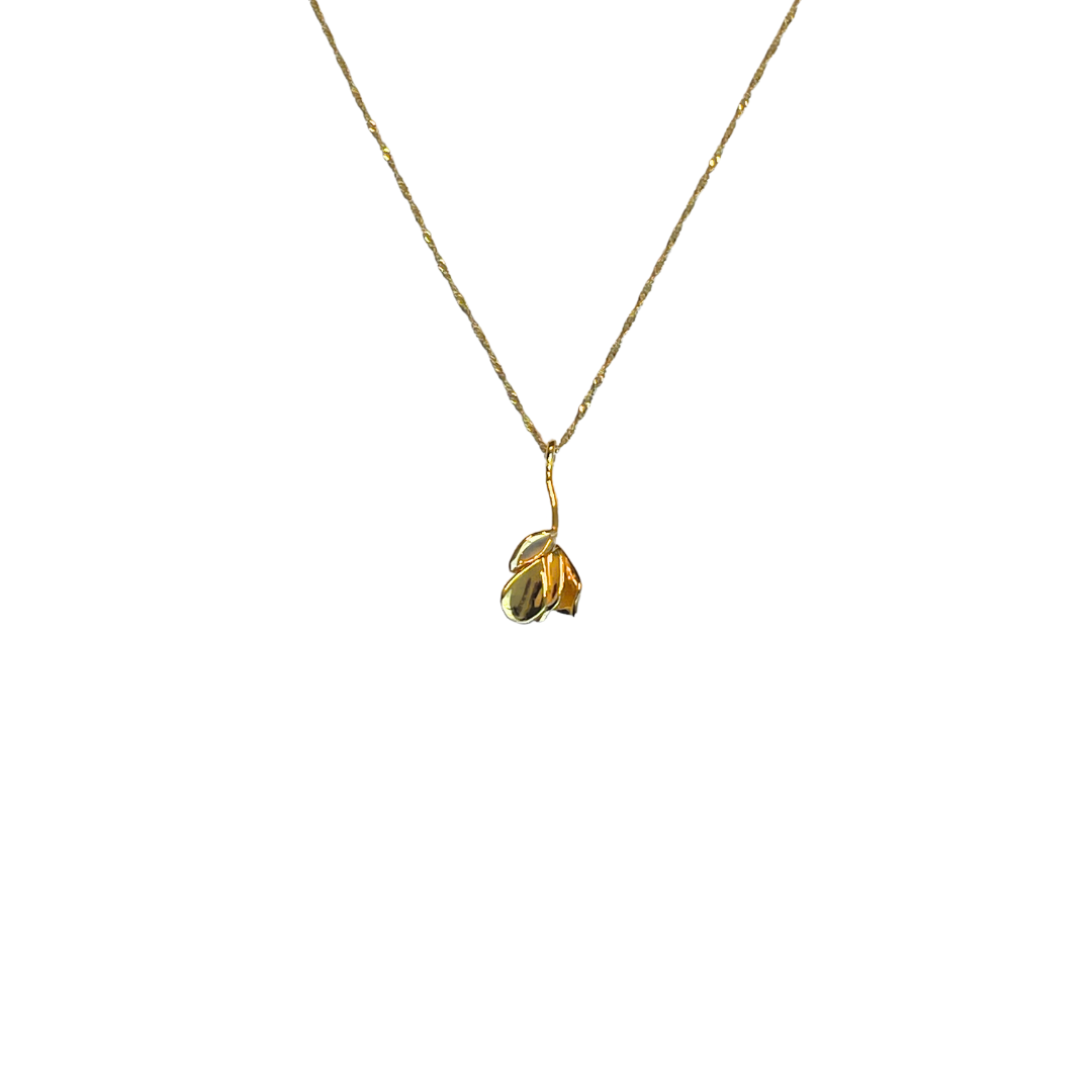 Perfect Petals Necklace