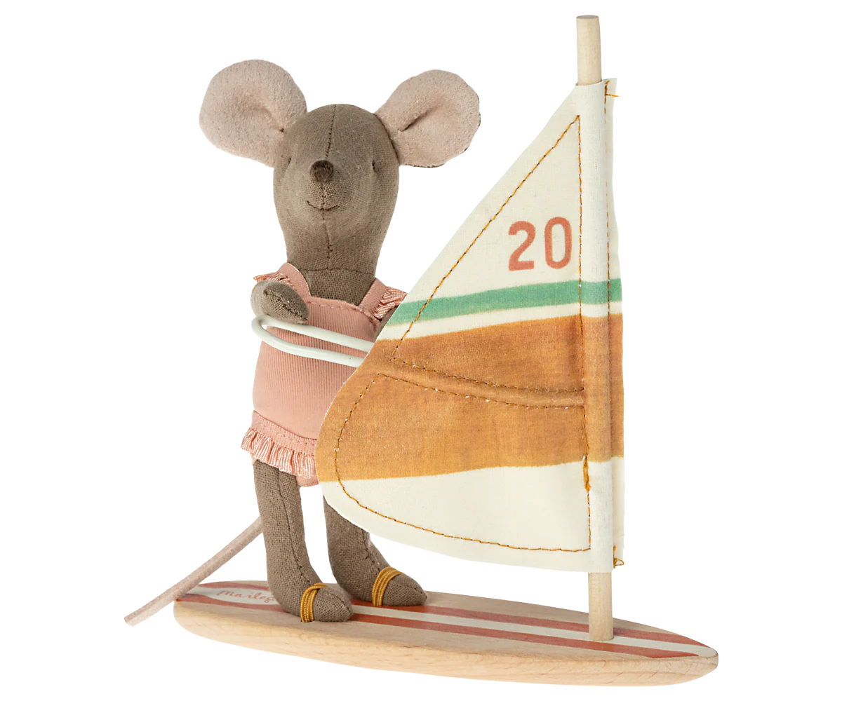 Little Sister Surfer Mouse