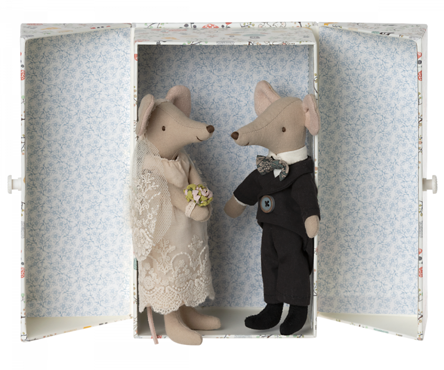 Wedding Mice Couple