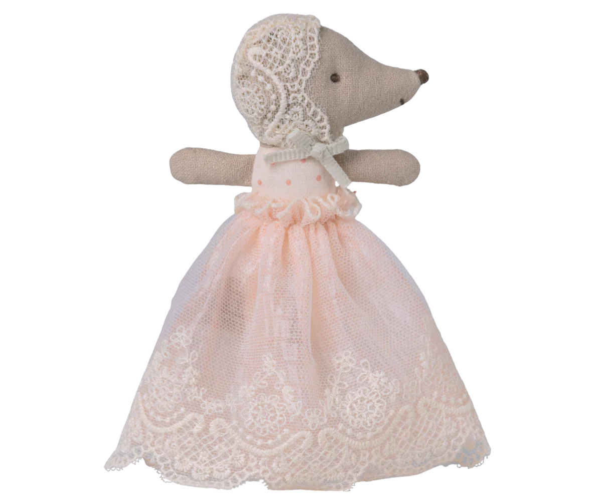 Baby Mouse in Powder Gown