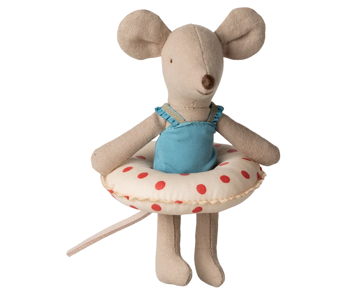Little Sister Beach Mouse