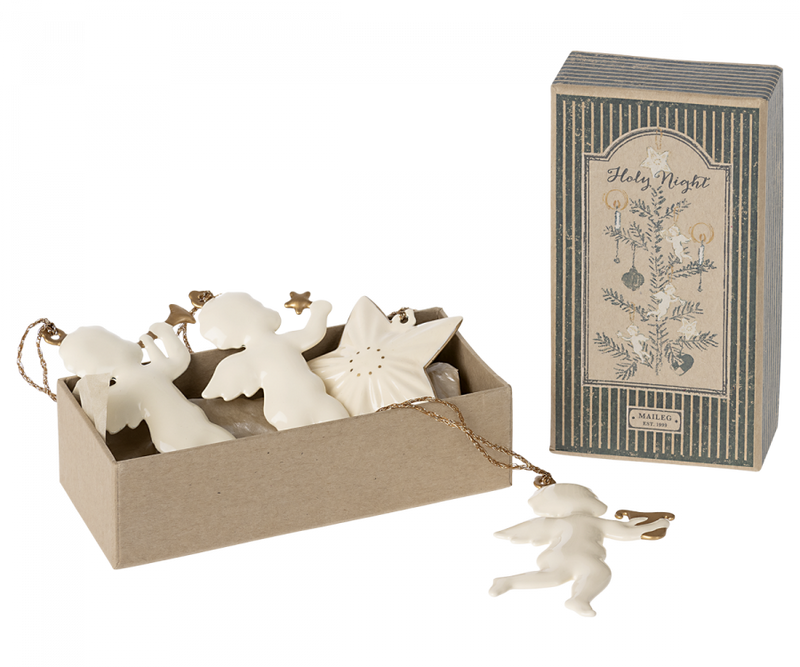 Holy Night Metal Ornament Set